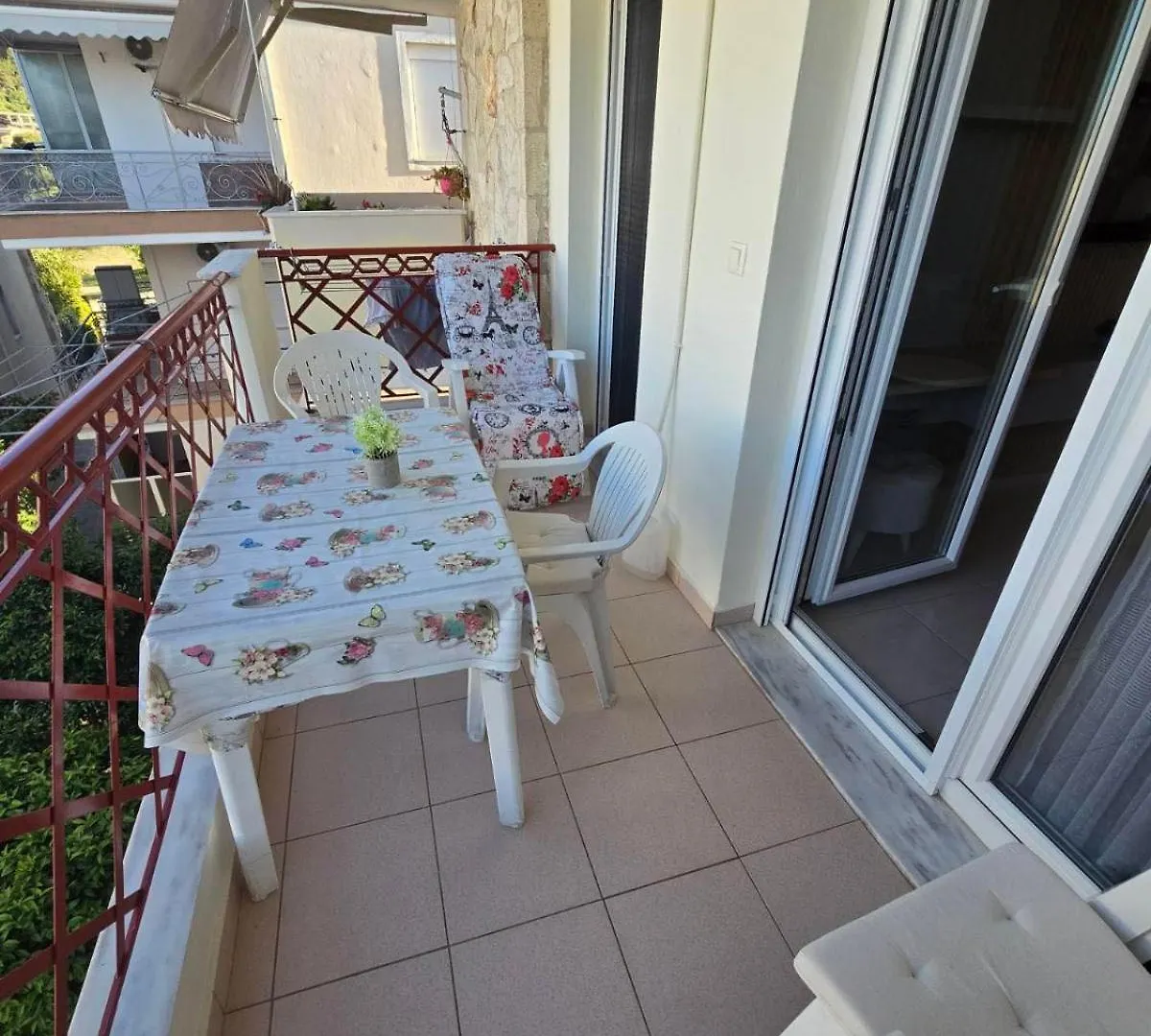 Izabela Apartments Пефкохори Греция